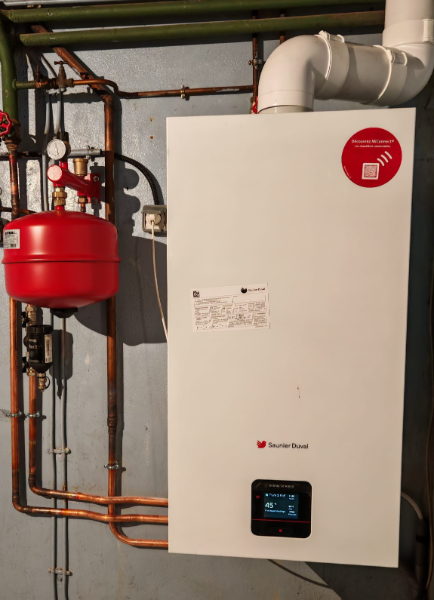 Installation d'une chaudière Gaz Condensation Saunier Duval à Auvers sur Oise (95)