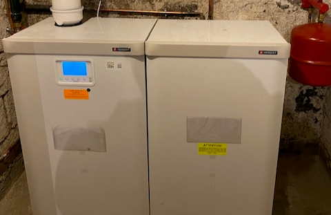 Pose d'une chaudière FRISQUET gaz condensation à Chantilly